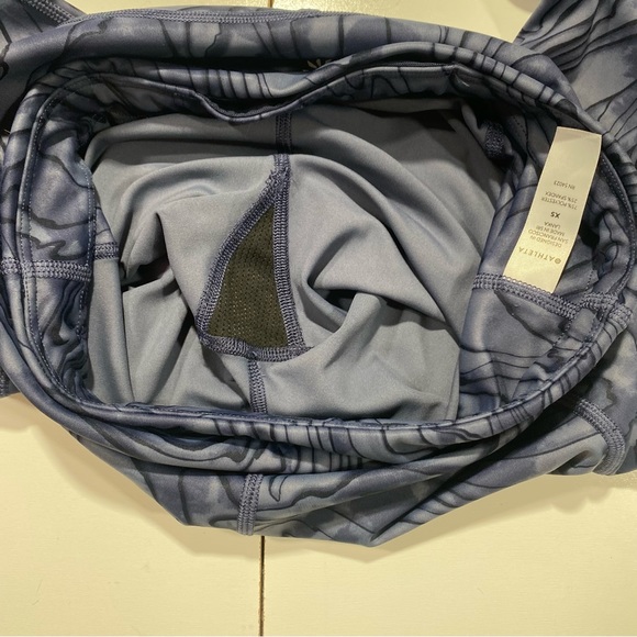 Athleta Blue Print Ultimate Stash Pocket 7/8 Woman’s Activewear Tights Size XS - Picture 10 of 13